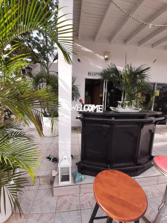 Palmita Hotel Hostel اورانجستاد المظهر الخارجي الصورة