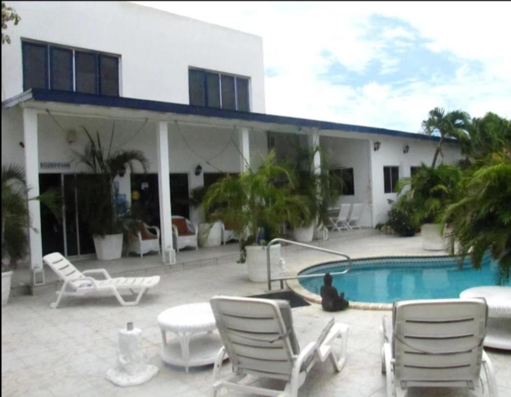 Palmita Hotel Hostel اورانجستاد المظهر الخارجي الصورة