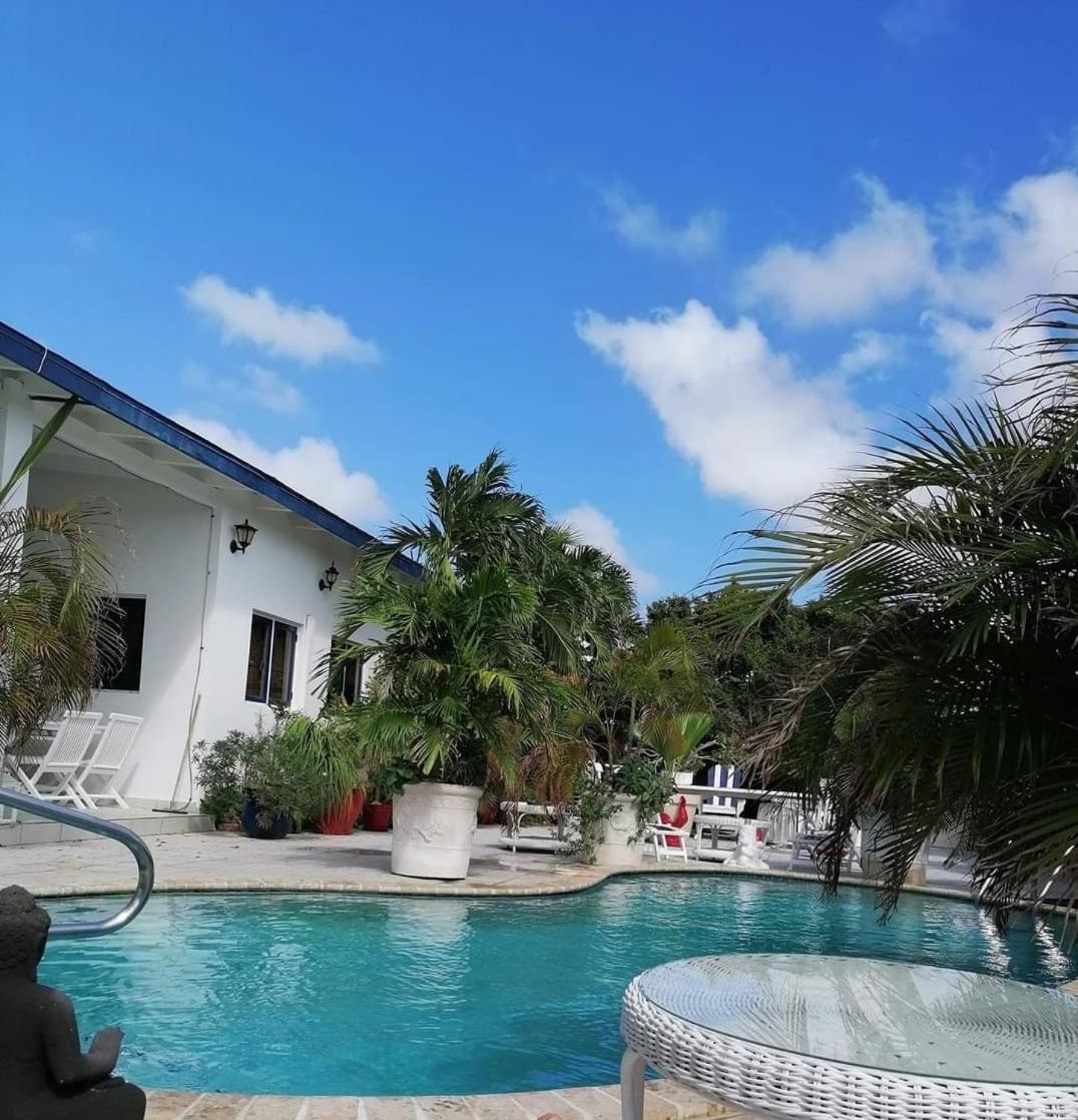 Palmita Hotel Hostel اورانجستاد المظهر الخارجي الصورة
